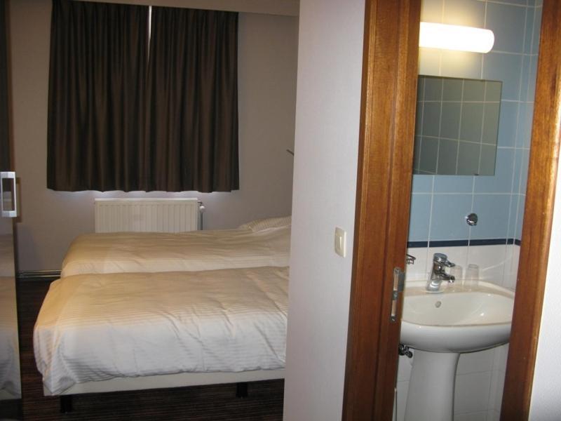 Hotel Les 100 Ciels Saint-Hubert Szoba fotó